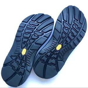 CHACO X2 Yampas ViBRAM™️ soles Sz 9 GUC